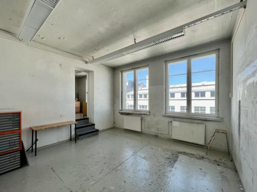 Työhuone A41_2 (002)